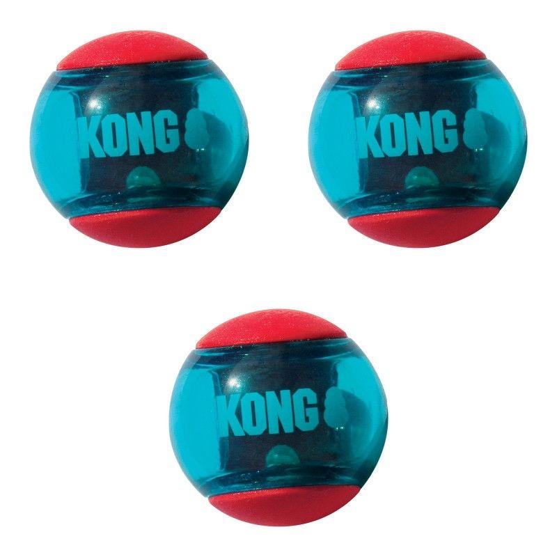 Kong Squeezz Action Bold - Rødblå Pibelyd til Hunde